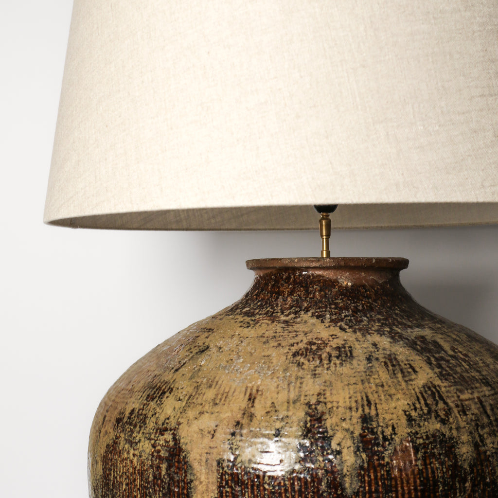 (1) Lamp 001