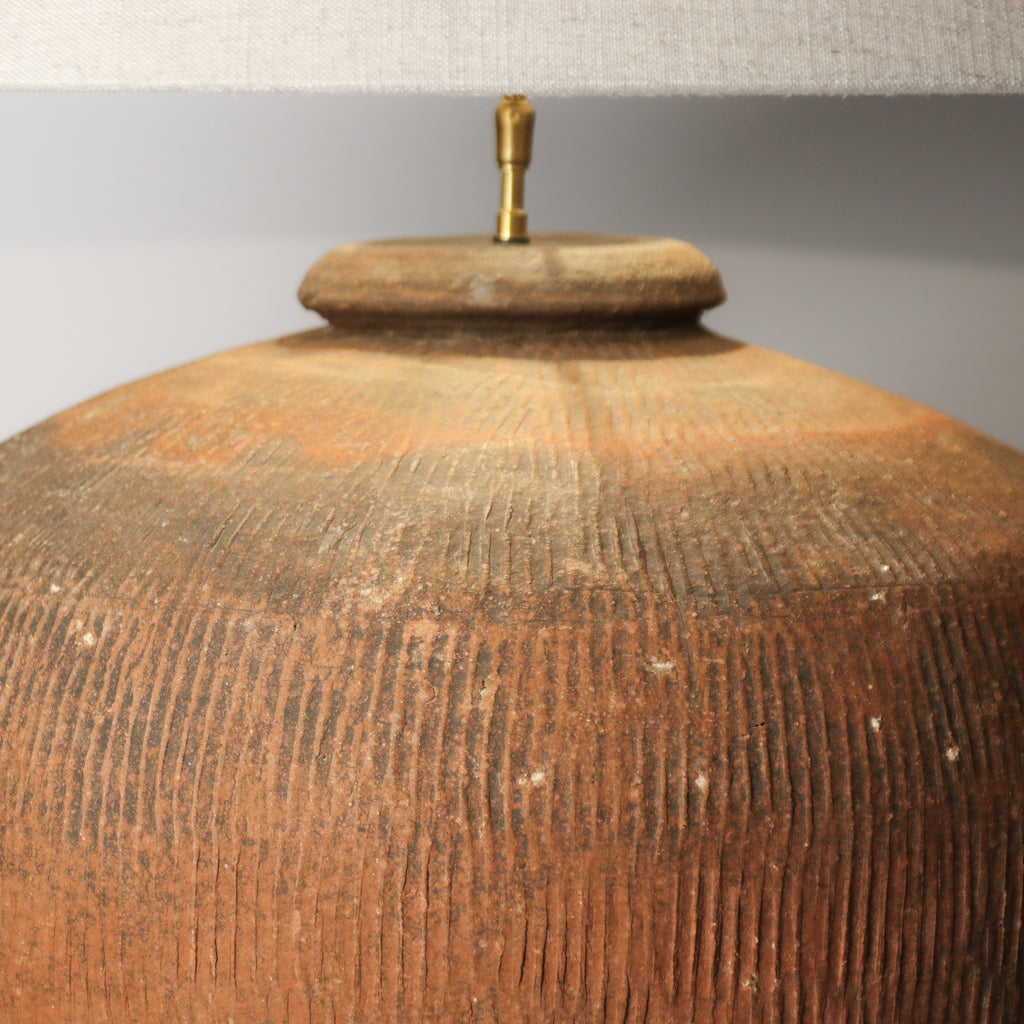 (1) Lamp 002
